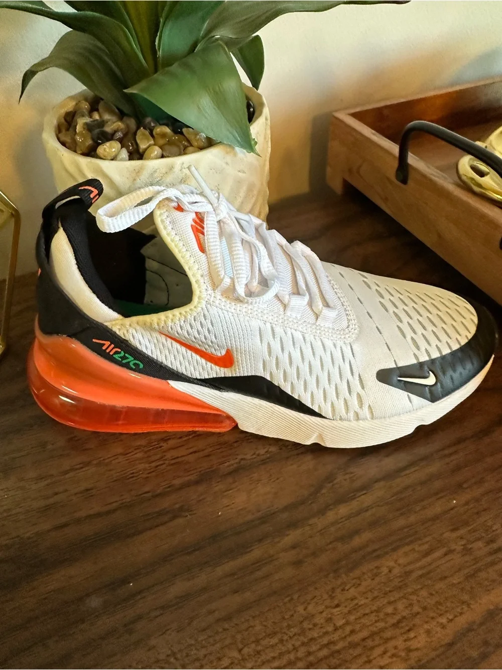 Nike White Black Orange Air Max 270 Sneakers Youth 5 Brand new